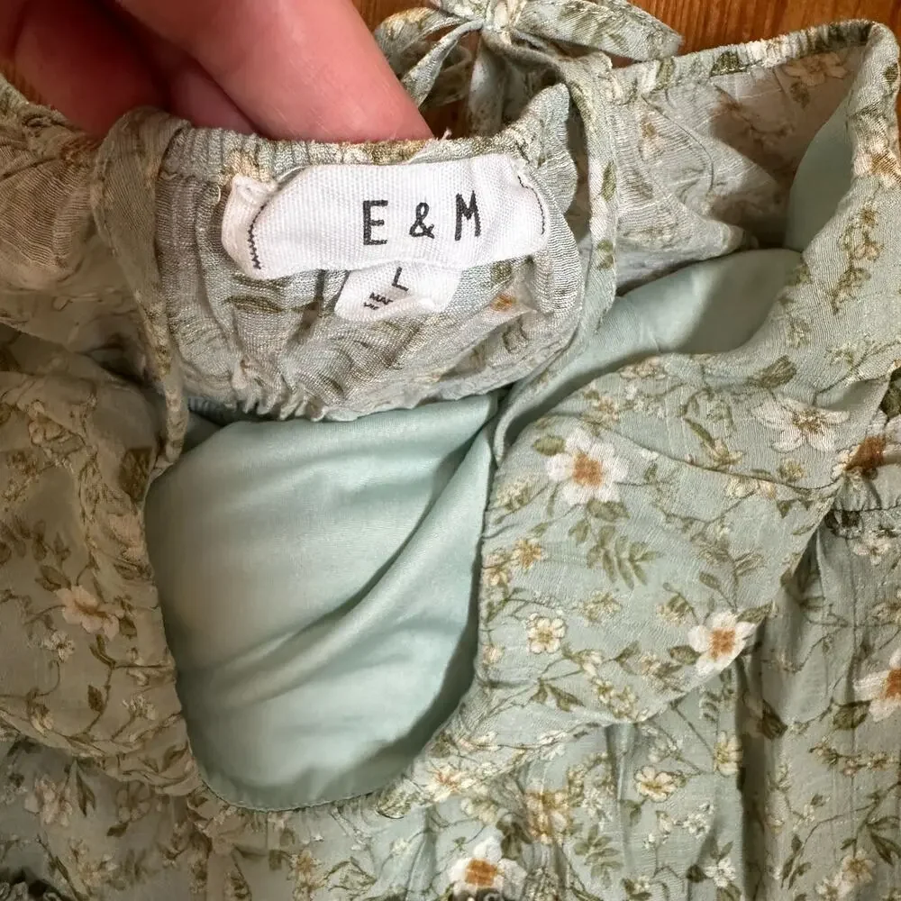 E & M green floral ruffle tiered midi dress‎ SIZE L